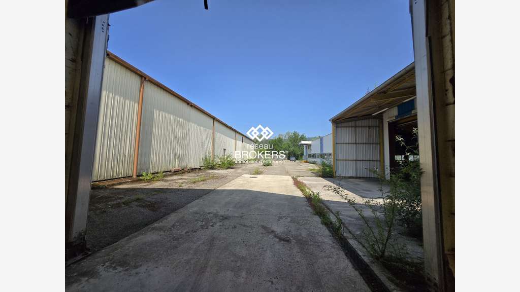 Usine à vendre à Groissiat Parc du Marais A404