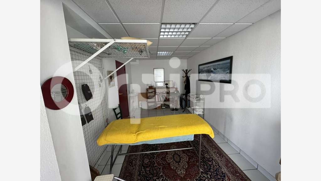 Vente local 50m² emplacement dynamique Guérande