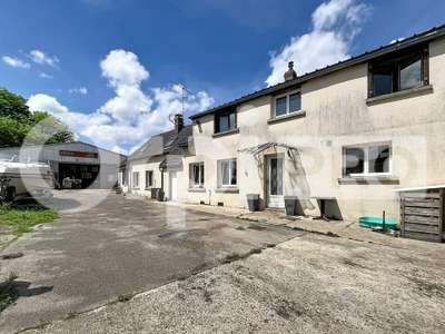 Entrepôt + maison à vendre proche Bresles