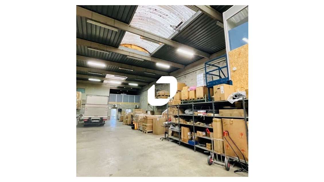 Vente Local d'activité 470m² Herouville en vexin