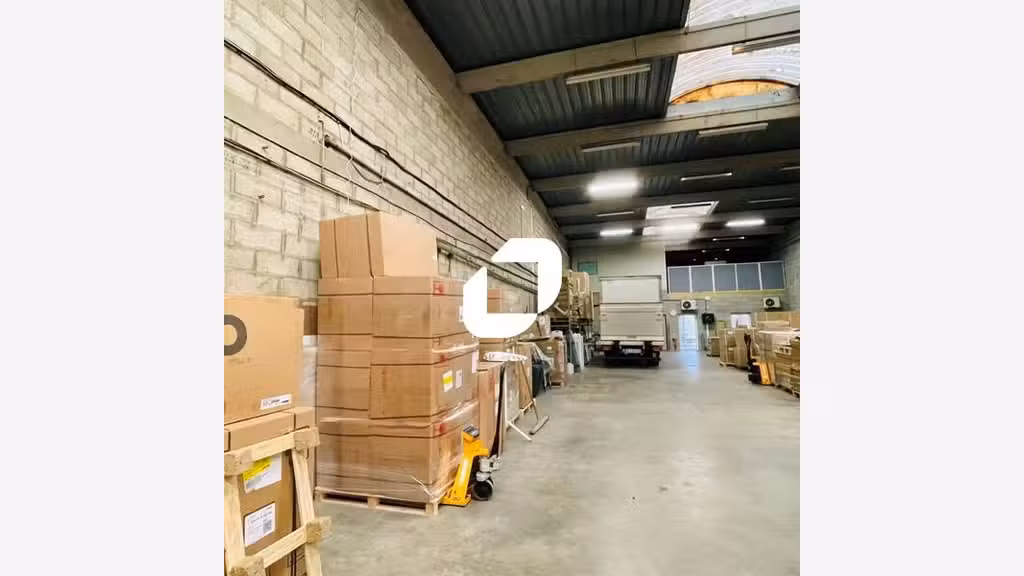Vente Local d'activité 470m² Herouville en vexin