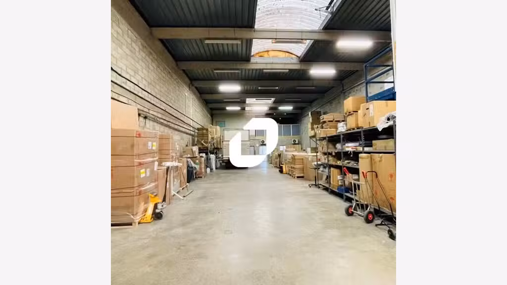 Vente Local d'activité 470m² Herouville en vexin
