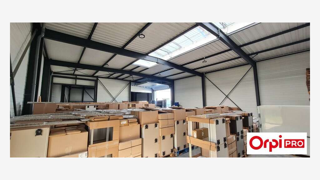 AV local d'activité neuf 485m² ZI Hillion  RN12