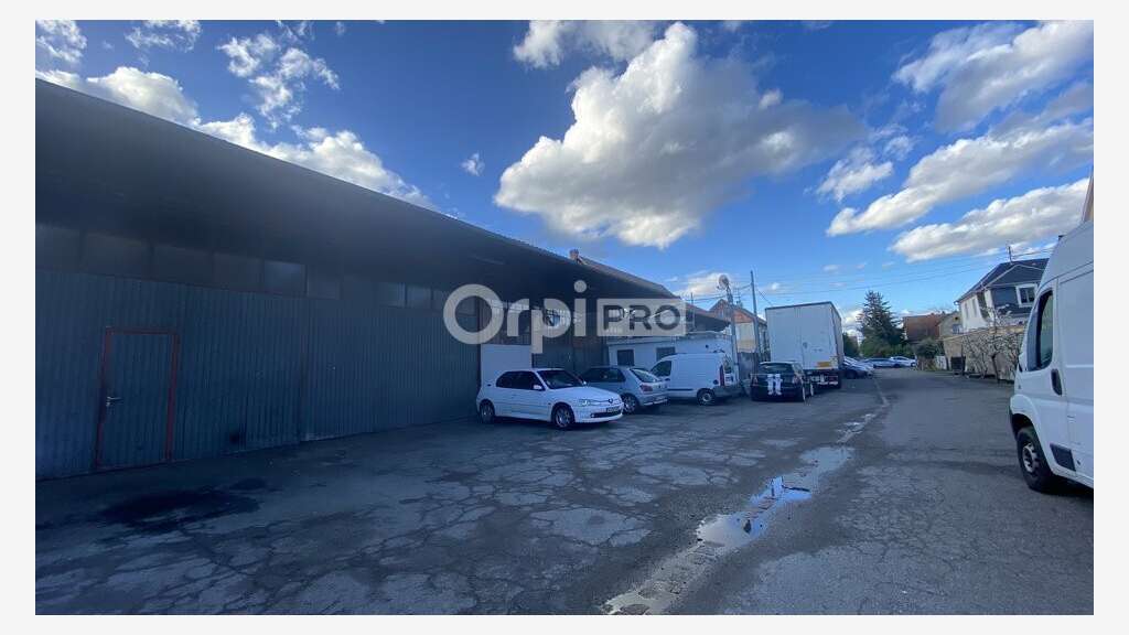 Local 1160m² à vendre à l'entrée de Horbourg-Wihr