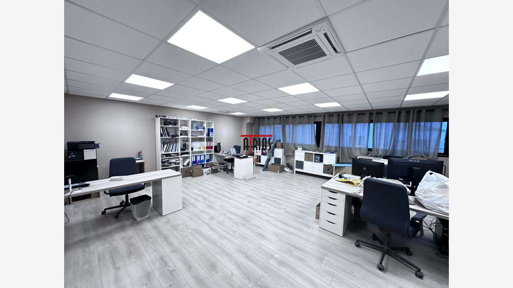 Vente local d'activité 1015m² ZI St Martin Hyères