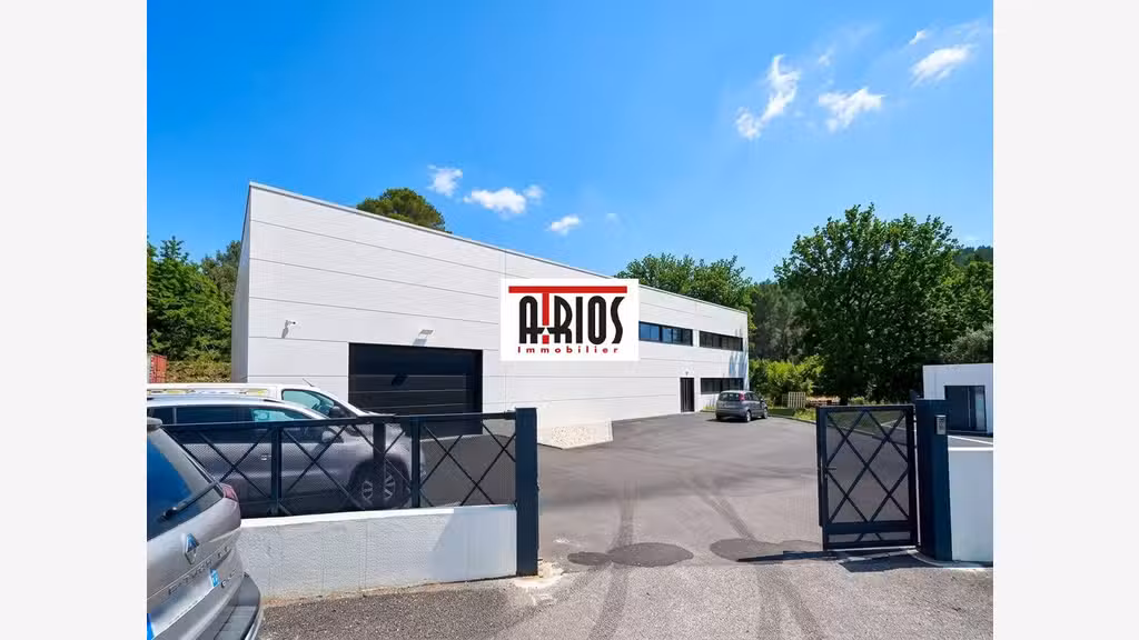 Vente local d'activité 1015m² ZI St Martin Hyères