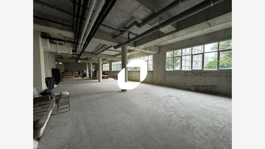 Vente Local d'activité 606m² Ivry sur seine