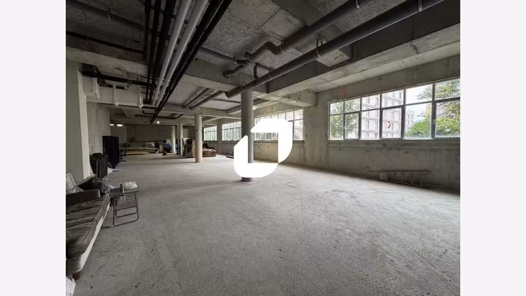 Vente Local d'activité 606m² Ivry sur seine