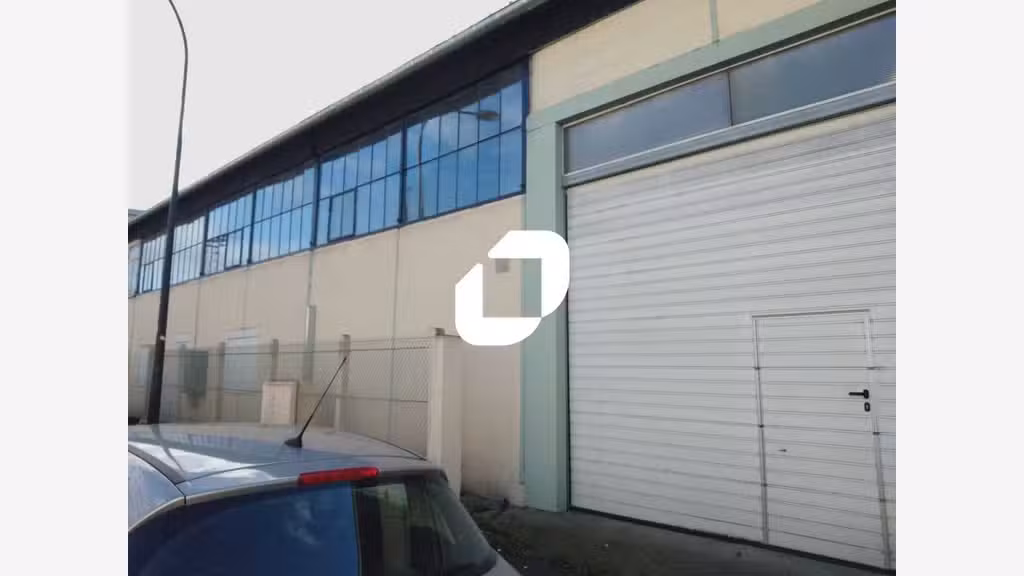 Vente Local d'activité 1026m² Ivry sur seine