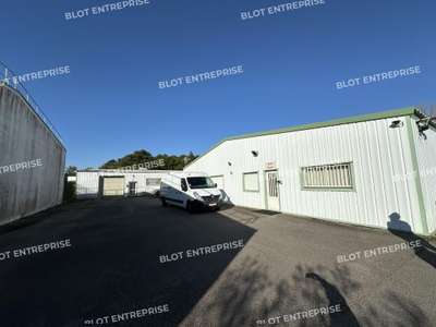 A louer / vendre local activités 1990m² Kervignac