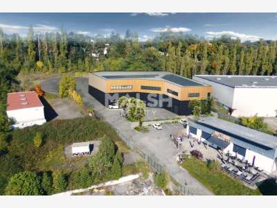 Locaux d'activités à vendre 1039m² à L'Étrat
