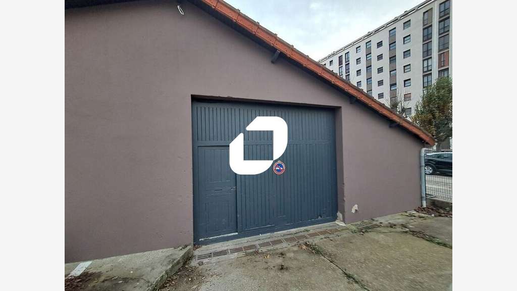 Vente Local d'activité 190m² L'hay les roses