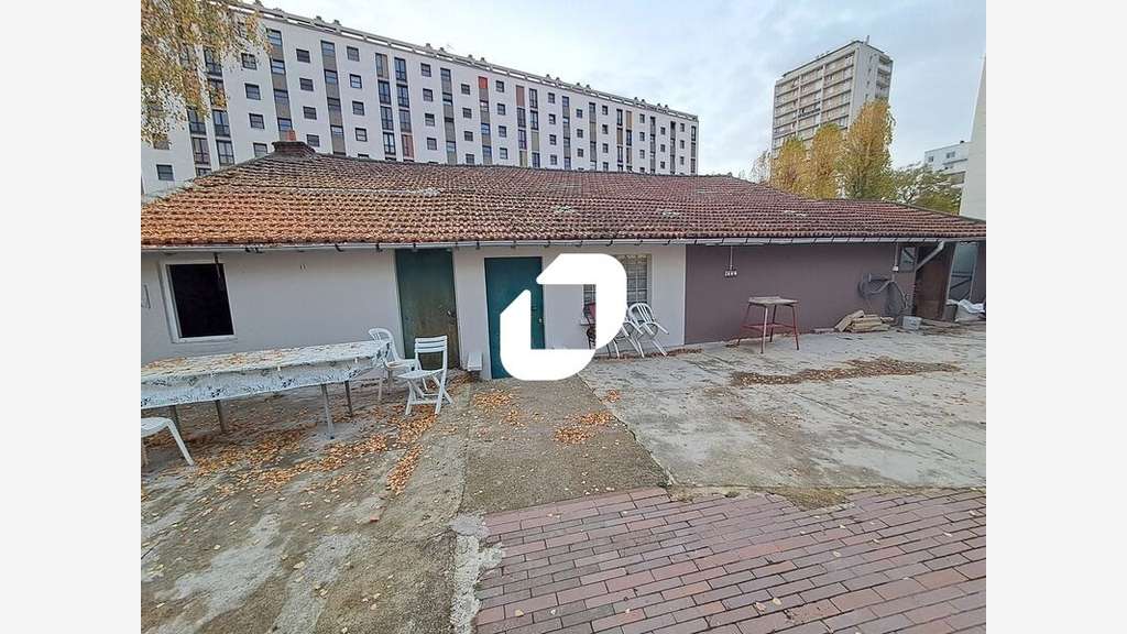 Vente Local d'activité 190m² L'hay les roses