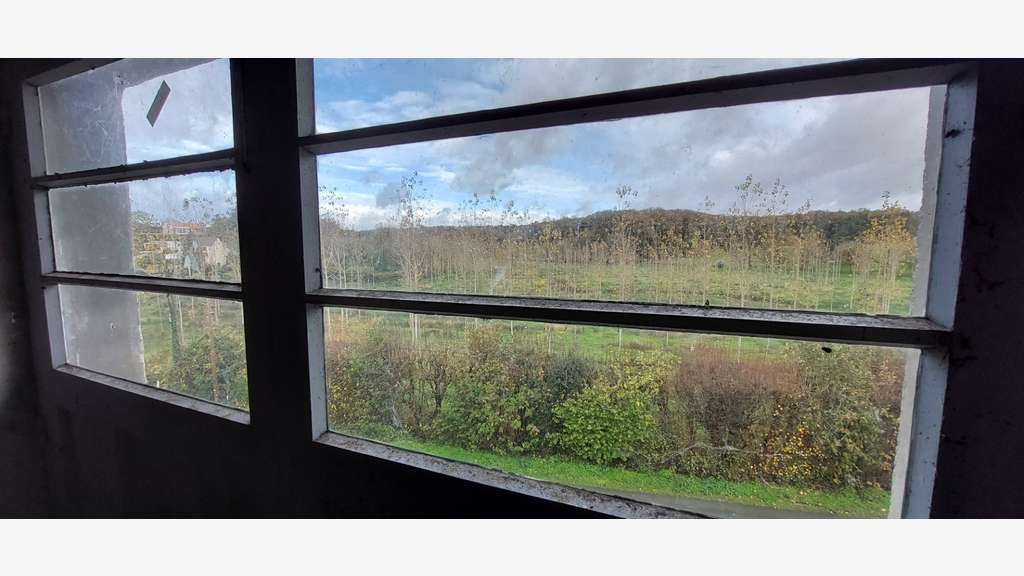 Local entrepôt à vendre à l'Hermenault (85) en Ve