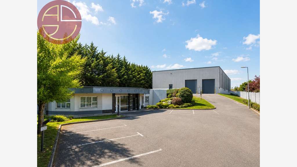 Vente local professionnel de 380m² à l'Union