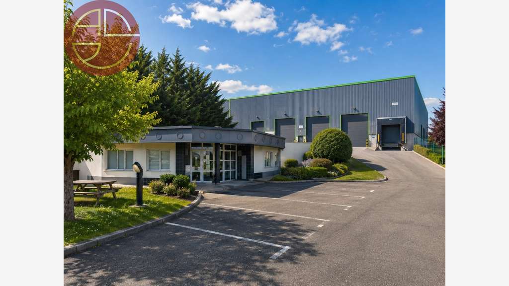 Vente local professionnel de 380m² à l'Union