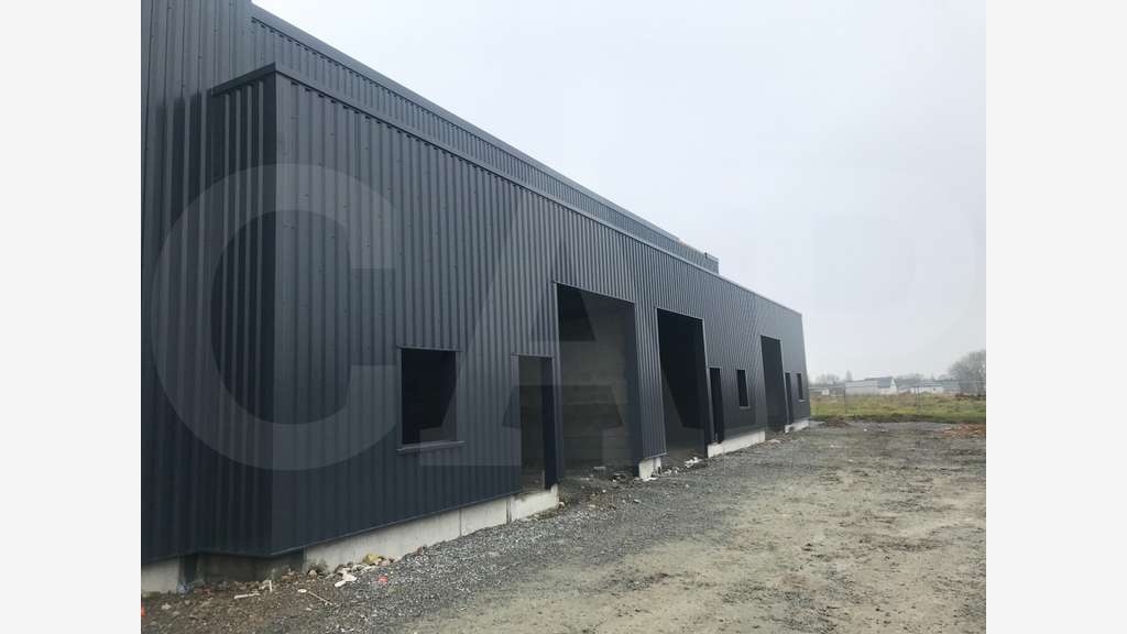 A vendre cellule d’activités 250m² à La Bouëxière