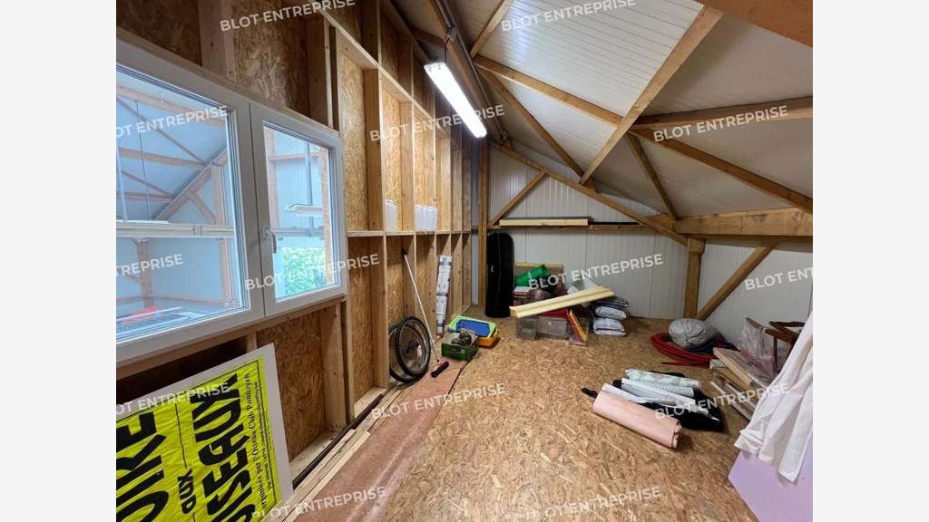 A VENDRE EN EXCLUSIVITE - LOCAL D'ACTIVITES -