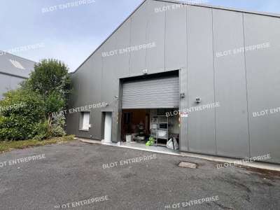 A VENDRE EN EXCLUSIVITE - LOCAL D'ACTIVITES -