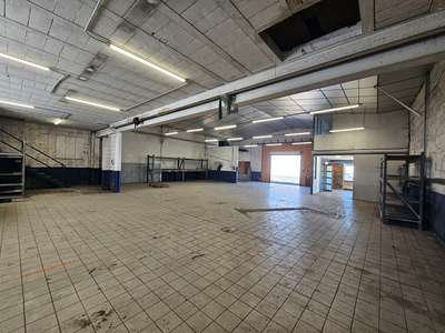 A vendre local d'activité 454m² La Chapelle Heulin