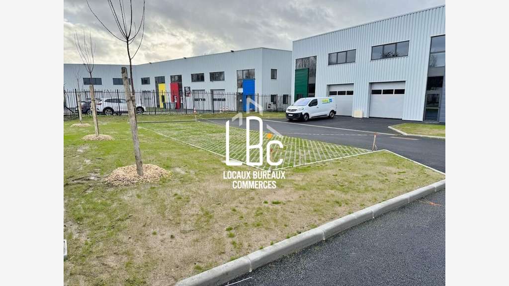 Local d'activité neuf 273m² Nantes La Jonelière