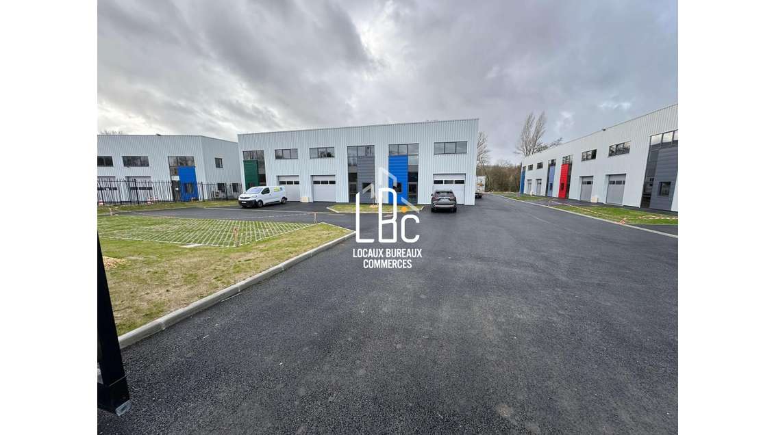 Local d'activité neuf 273m² Nantes La Jonelière 