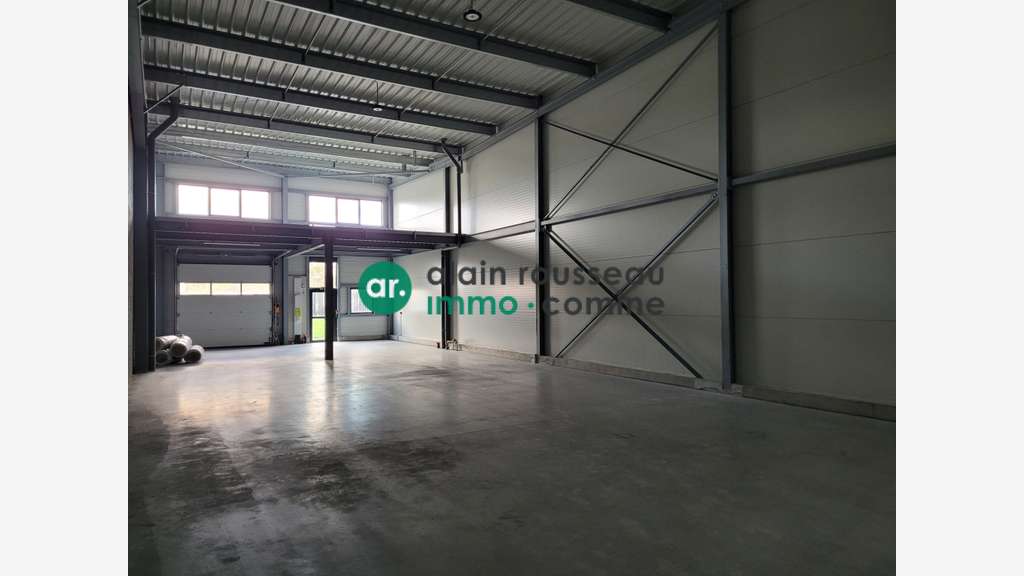 Vente local neuf 273m² à La Chapelle sur Erdre