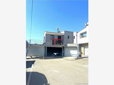 Vente local d'activité 567.57m² en ZI la Farlède