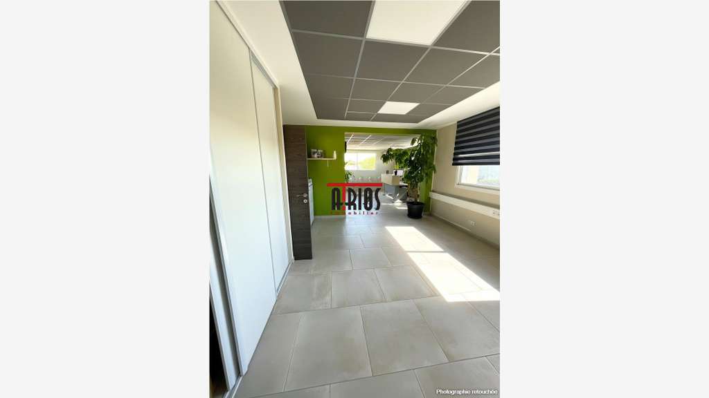 Vente local d'activité 567.57m² en ZI la Farlède