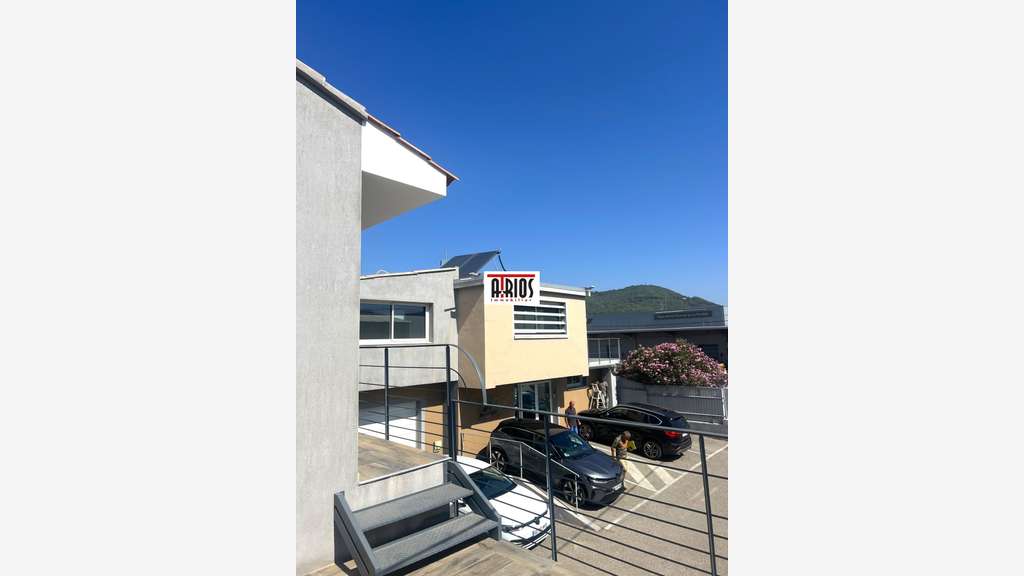 Vente local d'activité 417m² en ZI de la Farlède