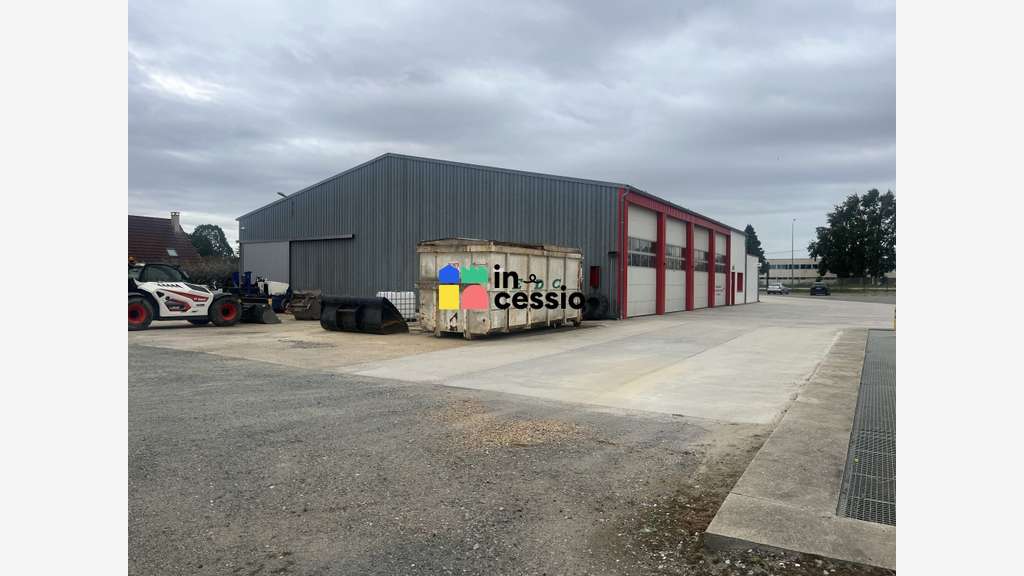 Vente ens. d’activité de 787.5m² la Ferté Bernard