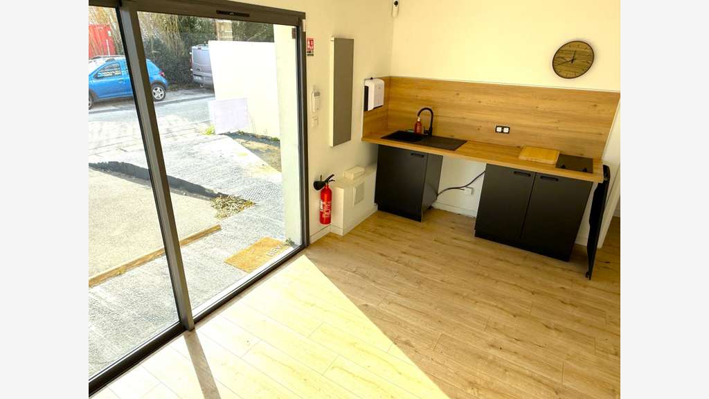 Vente local 285m² zone du Pouverel à La Garde