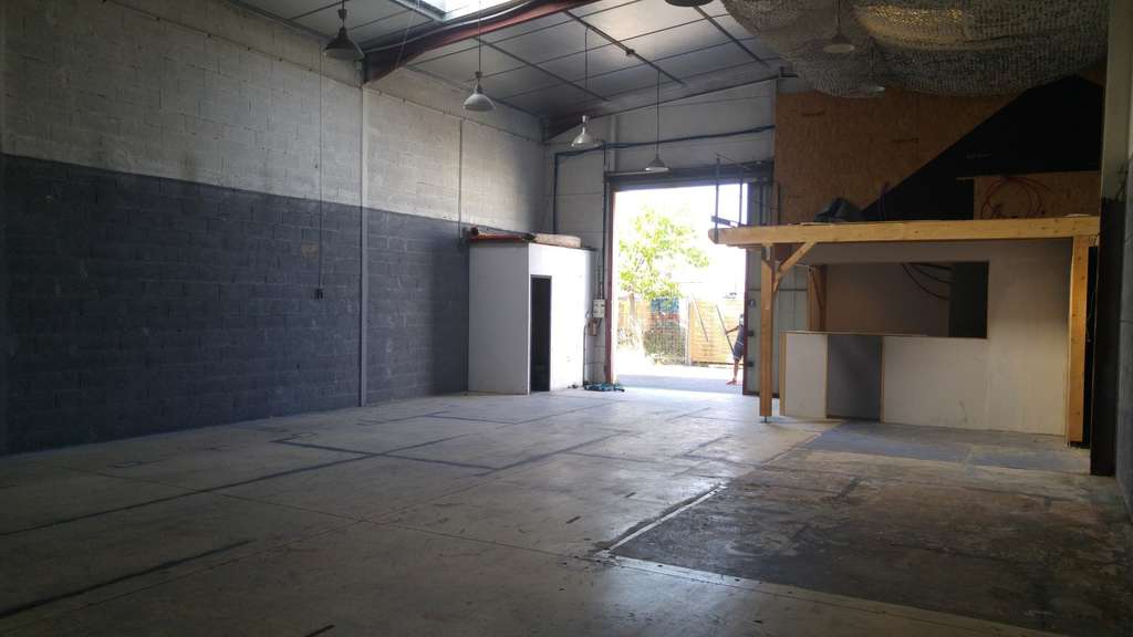Vente 3 locaux d'activités total 513m² à La Garde