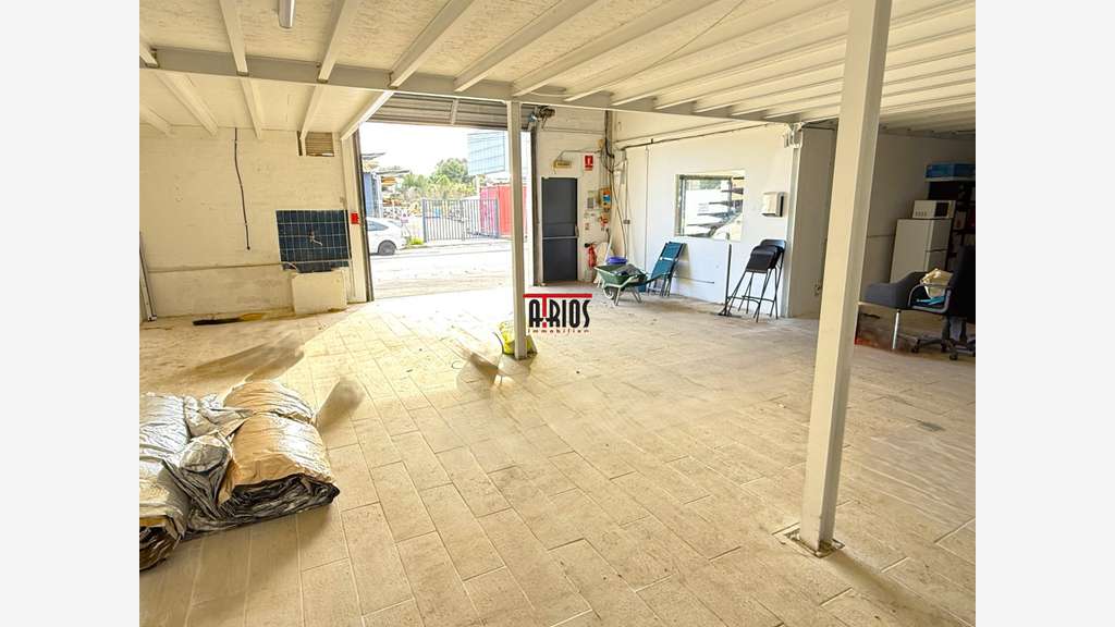 AV local d'activité 285m² zone Pouverel à la Garde