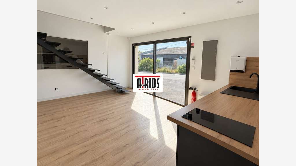 AV local d'activité 285m² zone Pouverel à la Garde