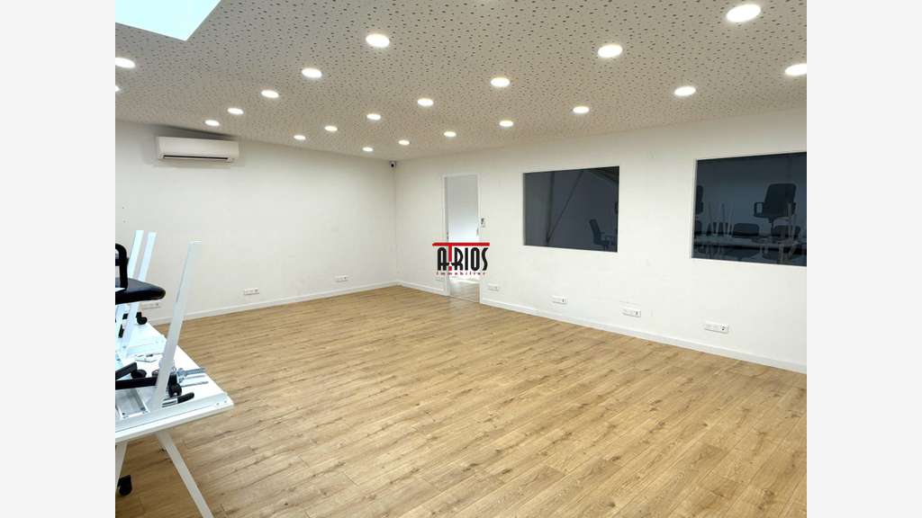 AV local d'activité 285m² zone Pouverel à la Garde