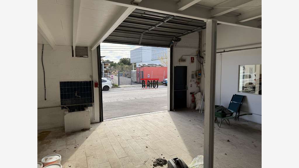 AV local d'activité 285m² zone Pouverel à la Garde