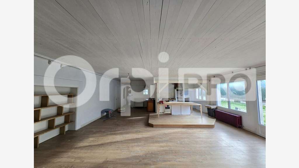 AV ensemble immobilier sur une parcelle de 3152m²