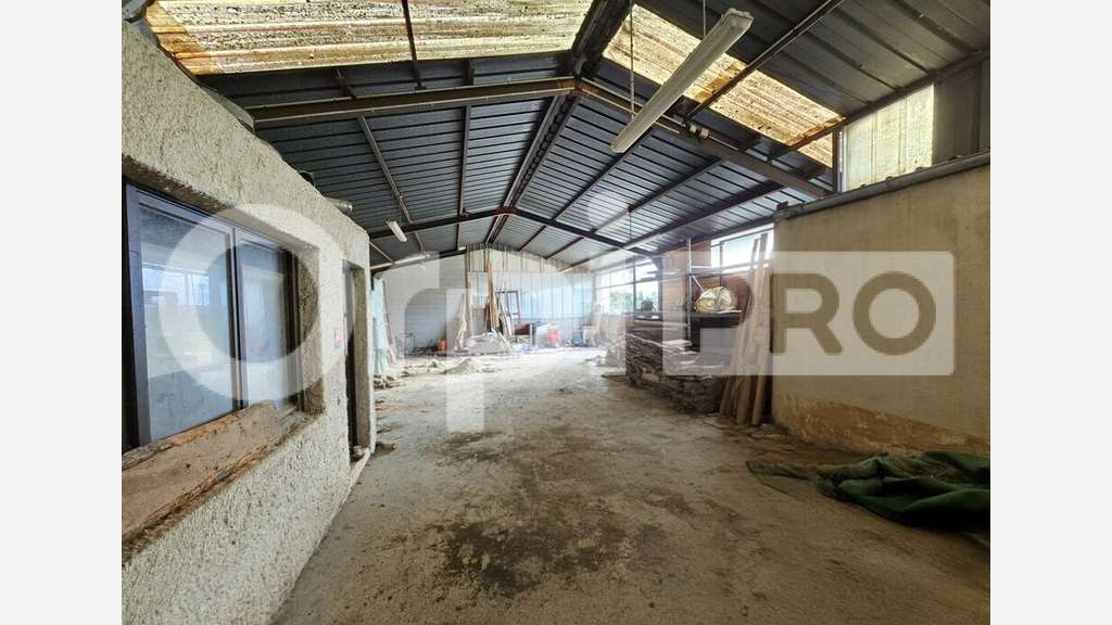 AV ensemble immobilier sur une parcelle de 3152m²