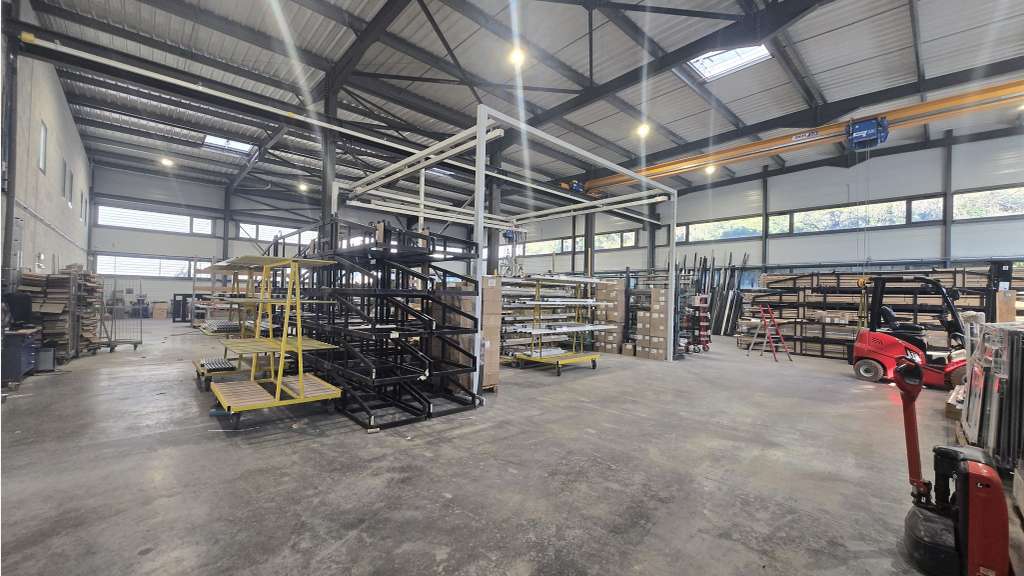 Vente bâtiment récent de 1066m² à La Seyne sur Mer