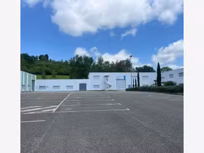 À vendre bâtiment industriel 6500m² à Lafrançaise