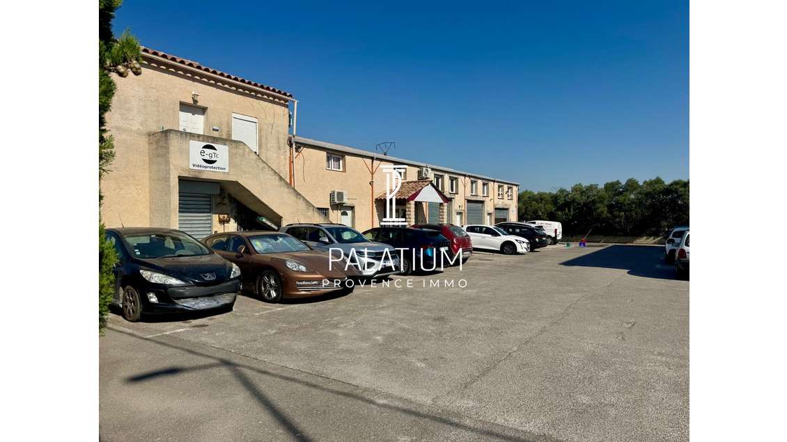 Immobilier Professionnel à vendre Lançon-Provence