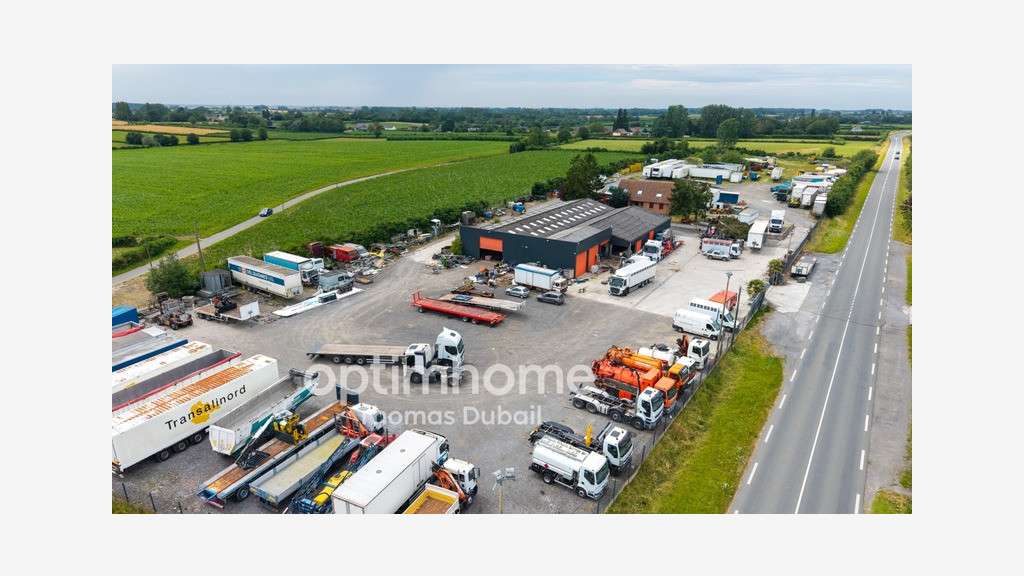 Vente ensemble professionnel 1000m² à Landrecies