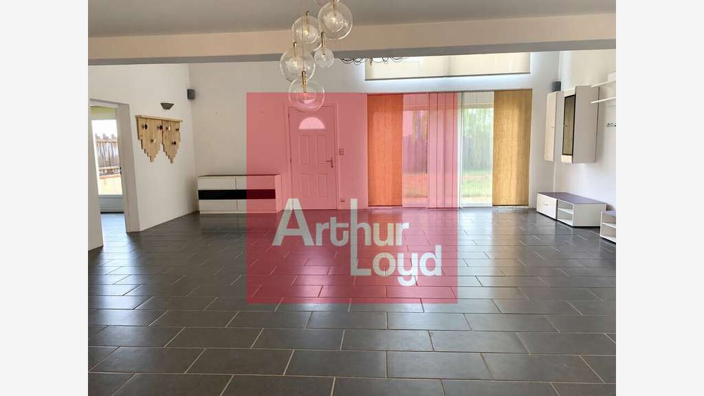 Vente local d'activité 550m² avec logement Layrac