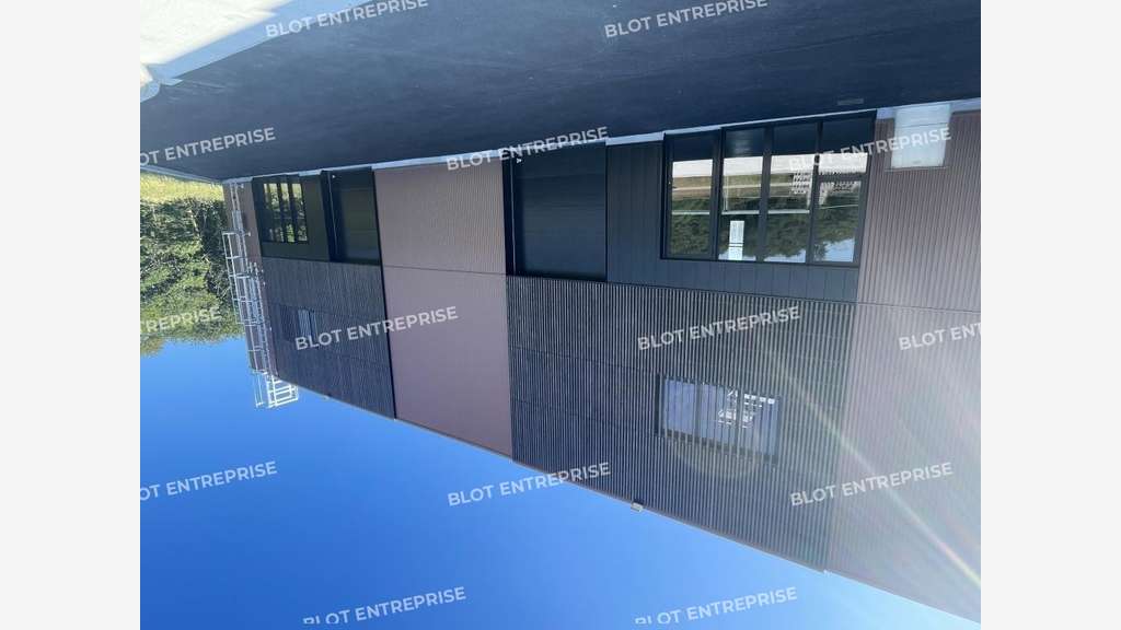 A vendre cellule 389m² au Bignon Parc de La Forêt