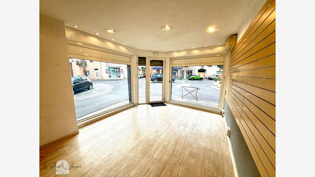 Vente local commercial de 42m² au Boulou centre