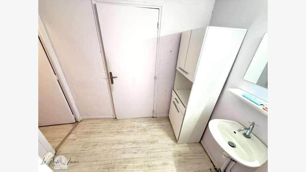 Vente local commercial de 42m² au Boulou centre