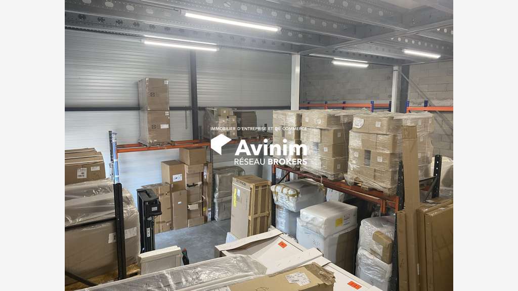 Vente local artisanal 820m² Le Cannet des Maures