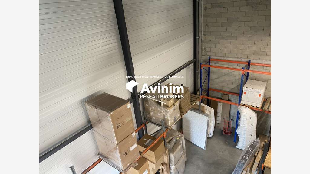 Vente local artisanal 820m² Le Cannet des Maures