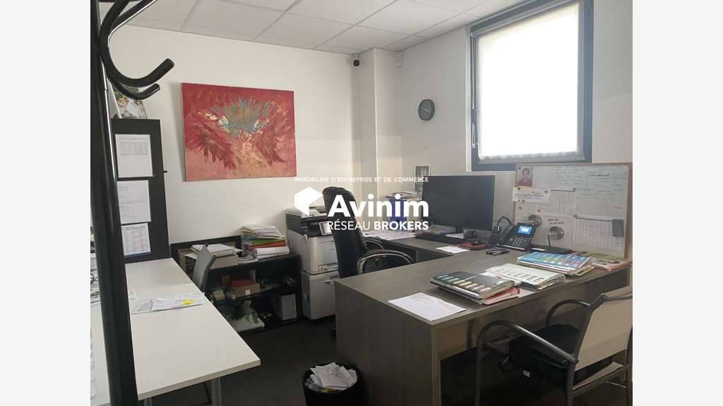 Vente local artisanal 820m² Le Cannet des Maures